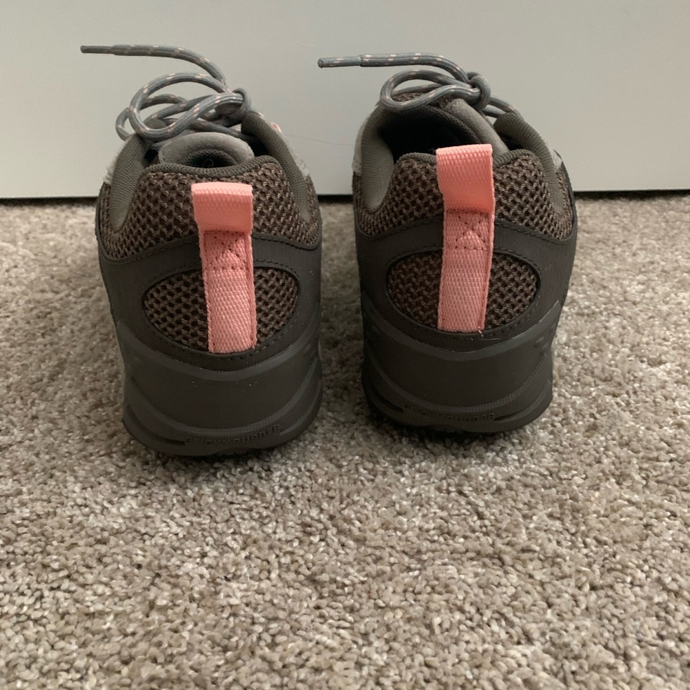 Merrell Women's Brown Trail Shoes, size 9.5 - Picture 3 of 5
